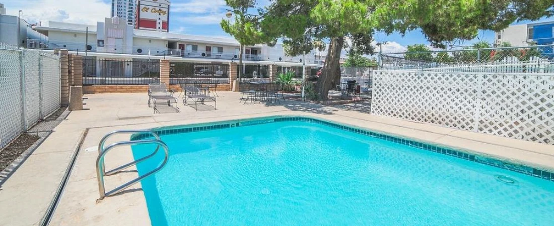 The Downtowner Boutique Hotel: Retro‑Chic and Convenient in Downtown Las Vegas