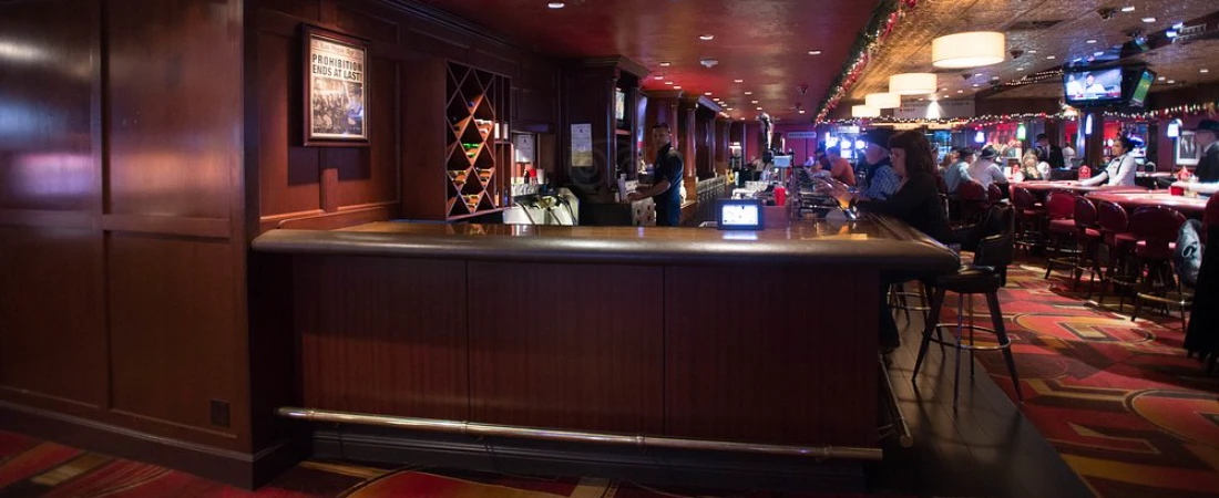 Golden Gate Hotel & Casino: Vintage Charm on Fremont Street