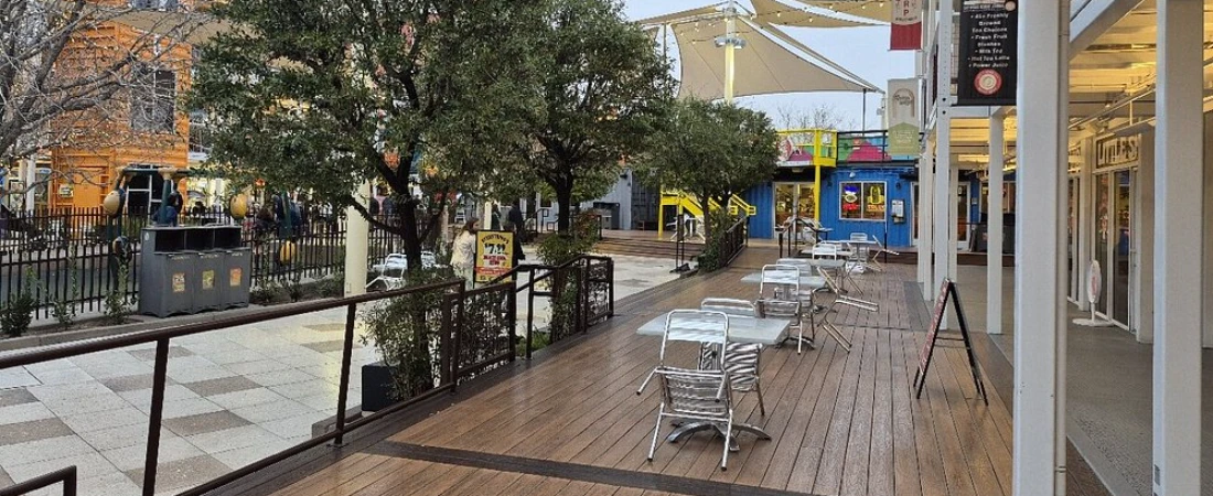 Discover Downtown Container Park: Las Vegas’ Open-Air Shopping & Entertainment Gem