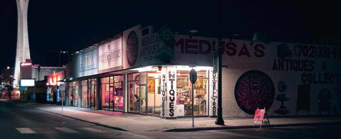 Antique Shopping in Downtown Las Vegas: Where to Find Vintage Treasures